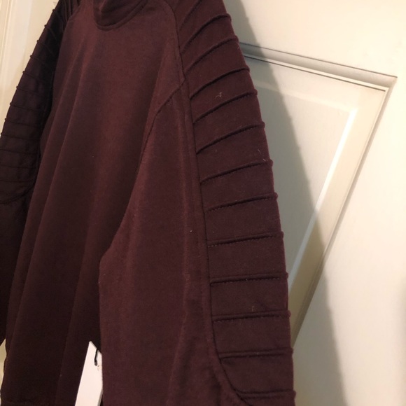 🌸Men’s hooded shirt - Picture 3 of 4